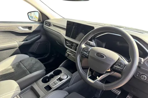 EO25RNA Ford Kuga 2.5 Duratec 14.4kWh Active CVT Euro 6 (s/s) 5dr Thumbnail #15