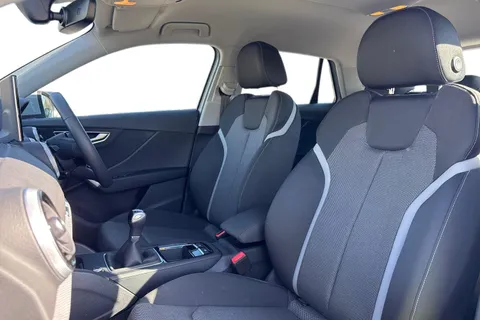 PJ24NJF Audi Q2 Sport 30 TFSI  116 PS 6-speed Thumbnail #17