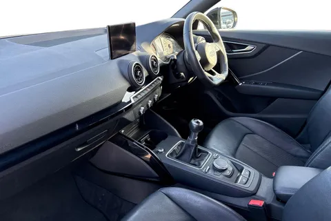 DO69LVG Audi Q2 Black Edition 35 TFSI  150 PS 6-speed Thumbnail #16