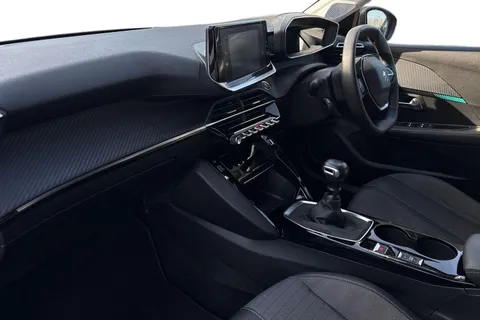 MT73FFA PEUGEOT 208 1.2 PureTech Allure Premium + Euro 6 (s/s) 5dr Thumbnail #15