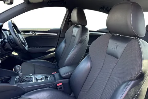 16 of 58 for Audi A3 1.5 TFSI CoD S line S Tronic Euro 6 (s/s) 4dr