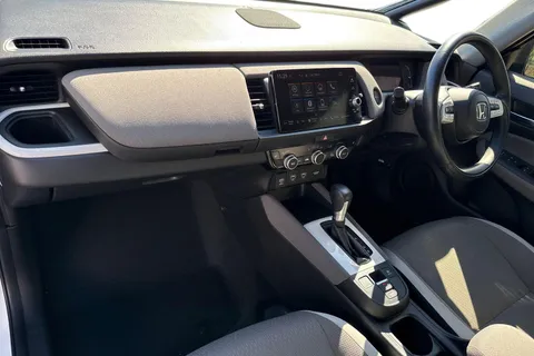 RV71YRL Honda Jazz 1.5 i-MMD Hybrid Crosstar EX 5dr eCVT Thumbnail #17