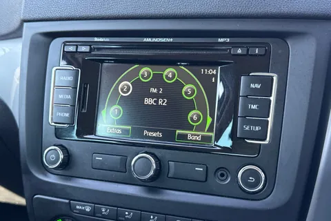 17 of 41 for Škoda Yeti 2.0 TDI SE Plus Euro 5 5dr