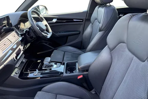 MH73UHU Audi Q5 Black Edition 50 TFSI e quattro 299 PS S tronic Thumbnail #17