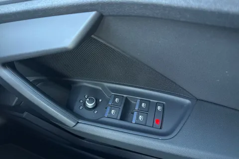 PJ22KCN Audi A3 1.5 TFSI 35 Sport Sportback Euro 6 (s/s) 5dr Thumbnail #19