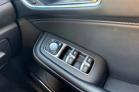 MC72VOD MG Mg Hs 1.5 T-GDI Excite DCT Euro 6 (s/s) 5dr Thumbnail #19