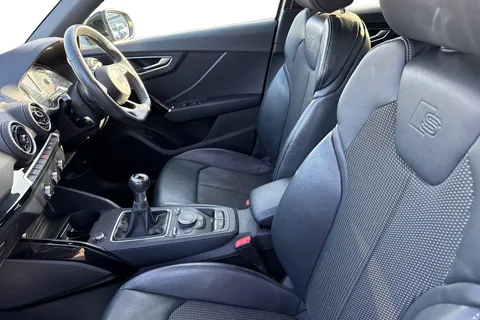 DO69LVG Audi Q2 Black Edition 35 TFSI  150 PS 6-speed Thumbnail #17