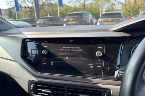 17 of 44 for Volkswagen Polo MK6 Hatchback 5Dr 1.0 65PS SE | Car-Net | App-Connect