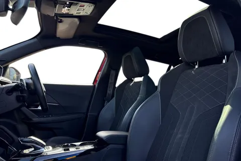 MF21KDN PEUGEOT 2008 1.2 PureTech GT Premium EAT Euro 6 (s/s) 5dr Thumbnail #16