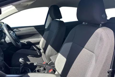 ML22NLU Volkswagen Polo 1.0 TSI Life 5dr **MOBILE PHONE PREP, PARKING SENSORS** Thumbnail #16