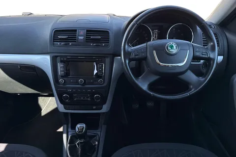 18 of 41 for Škoda Yeti 2.0 TDI SE Plus Euro 5 5dr