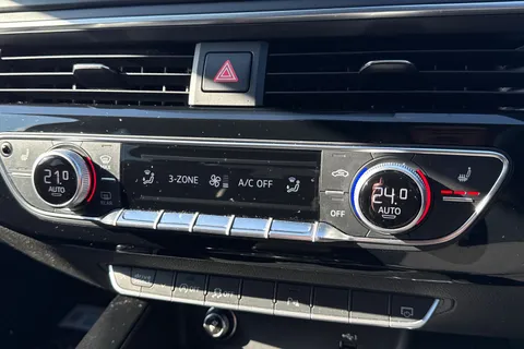 19 of 47 for Audi A4 2.0 TFSI 35 Black Edition S Tronic Euro 6 (s/s) 4dr