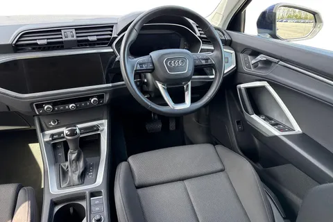 PN72LHA Audi Q3 Sport 35 TDI  150 PS S tronic Thumbnail #19