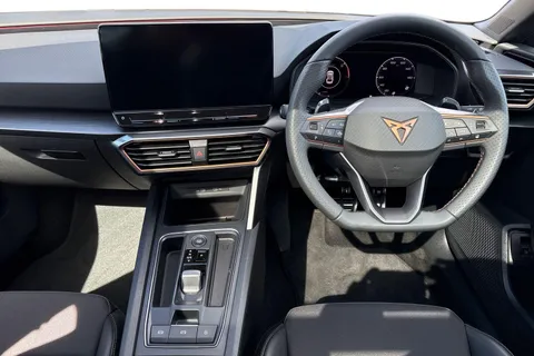 PY24EXB CUPRA Leon 1.4 eHybrid 12.8kWh VZ2 Design Edition DSG Euro 6 (s/s) 5dr Thumbnail #19