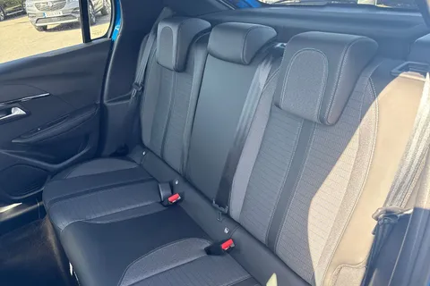 19 of 65 for PEUGEOT 208 1.2 PureTech Allure Euro 6 (s/s) 5dr