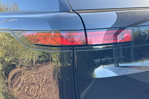 DF74LKU Land Rover Range Rover Sport 3.0 D250 Edition 5dr Thumbnail #21