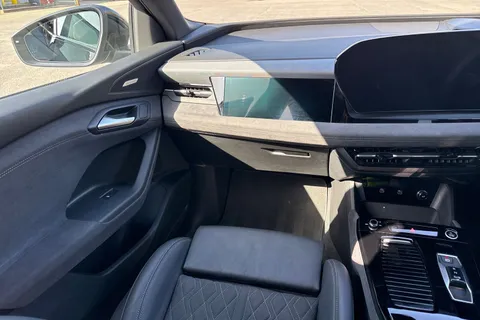 KN25YLB Audi Q6 E-Tron Q6 SUV Edition 1 e-tron quattro 285,00 kW Thumbnail #21