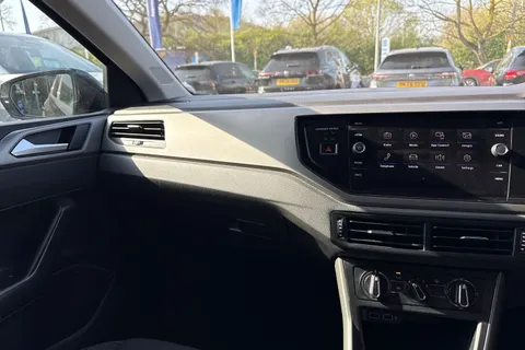 20 of 44 for Volkswagen Polo MK6 Hatchback 5Dr 1.0 65PS SE | Car-Net | App-Connect