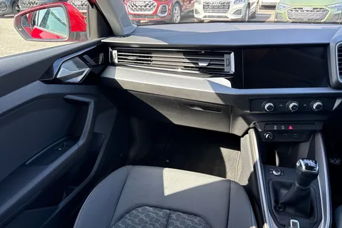 PK22VMT Audi A1 Sport 25 TFSI  95 PS 5-speed Thumbnail #21