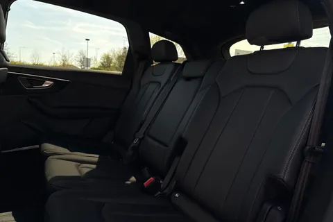 Audi Q7 3.0 TDI V6 Black Edition Tiptronic quattro Euro 6 (s/s) 5dr Thumbnail #19