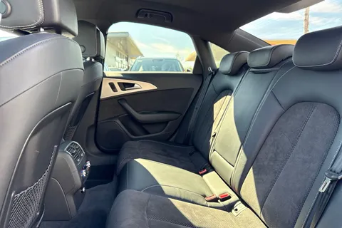 19 of 64 for Audi A6 Saloon 2.0 TDI S line S Tronic quattro Euro 6 (s/s) 4dr