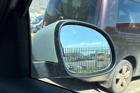 21 of 41 for Škoda Yeti 2.0 TDI SE Plus Euro 5 5dr