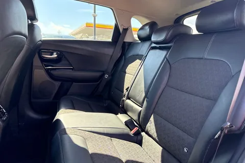 SK21GBO Kia Niro 1.6 GDi 8.9kWh 2 DCT Euro 6 (s/s) 5dr Thumbnail #20