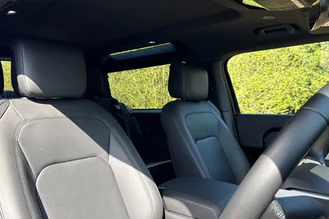 22 of 51 for Land Rover Defender 90 3.0 D250 MHEV X-Dynamic SE SUV 3dr Diesel Auto 4WD Euro 6 (s/s) (250 ps)