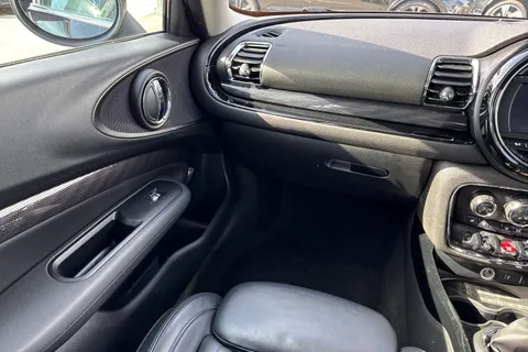 SA19KYO Mini Clubman 1.5 Cooper Exclusive Euro 6 (s/s) 6dr Thumbnail #20