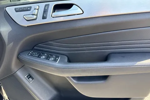 DE18PYV Mercedes-Benz Gle 2.1 GLE250d AMG Line (Premium) G-Tronic 4MATIC Euro 6 (s/s) 5dr Thumbnail #22