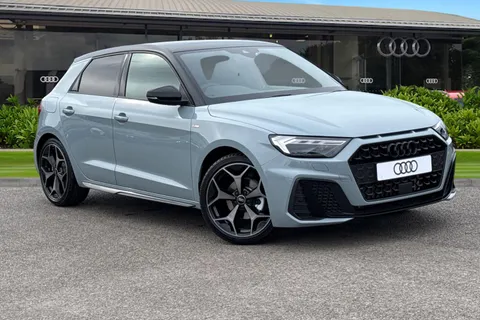 Audi A1 1.5 TFSI 35 Black Edition Sportback S Tronic Euro 6 (s/s) 5dr Thumbnail #2