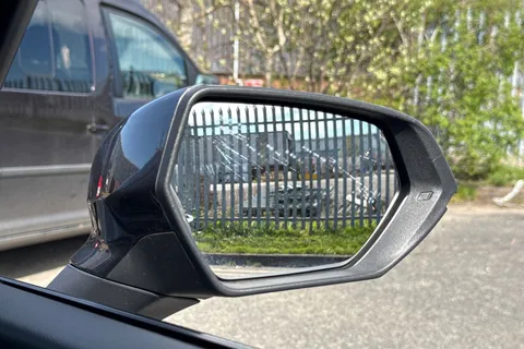 PY24EXB CUPRA Leon 1.4 eHybrid 12.8kWh VZ2 Design Edition DSG Euro 6 (s/s) 5dr Thumbnail #22