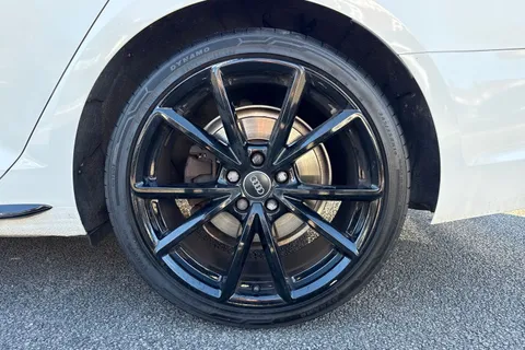 23 of 47 for Audi A4 2.0 TFSI 35 Black Edition S Tronic Euro 6 (s/s) 4dr