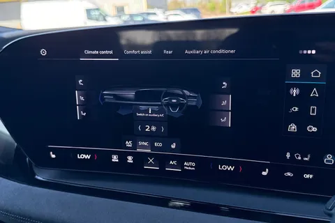 KN25YLB Audi Q6 E-Tron Q6 SUV Edition 1 e-tron quattro 285,00 kW Thumbnail #23