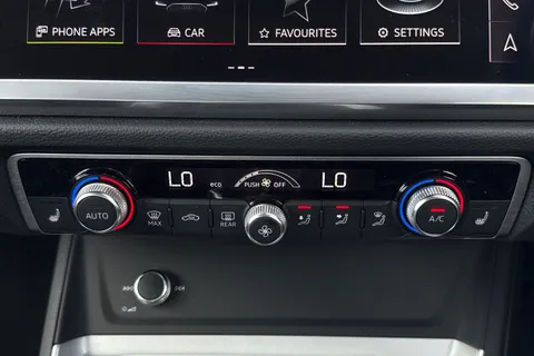 PN72LHA Audi Q3 Sport 35 TDI  150 PS S tronic Thumbnail #23
