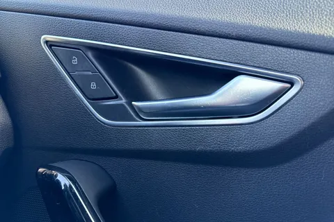 DO69LVG Audi Q2 Black Edition 35 TFSI  150 PS 6-speed Thumbnail #22