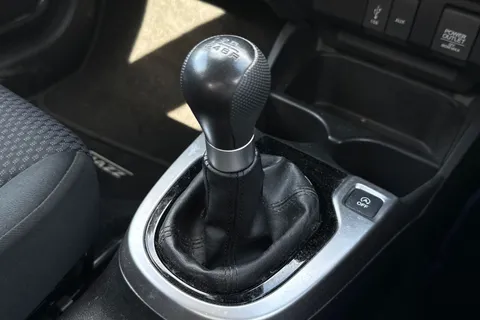 22 of 42 for Honda Jazz 1.3 i-VTEC S Euro 6 (s/s) 5dr