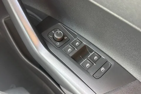 ML22TYS Volkswagen Polo 1.0 TSI Style 5dr **17' TORTOSA ALLOYS** Thumbnail #21