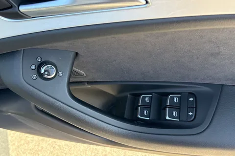 21 of 64 for Audi A6 Saloon 2.0 TDI S line S Tronic quattro Euro 6 (s/s) 4dr