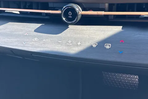 DE23WSX Nissan Ariya 63kWh Advance Auto 5dr 7.4kW Charger Thumbnail #22