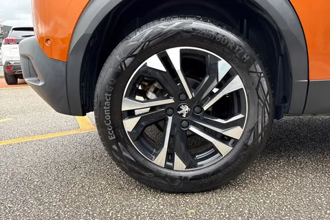 DC22HUZ PEUGEOT 2008 1.2 PureTech GT EAT Euro 6 (s/s) 5dr Thumbnail #11