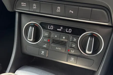 FA18XTE Audi Q3 2.0 TDI S line Edition Euro 6 (s/s) 5dr Thumbnail #23