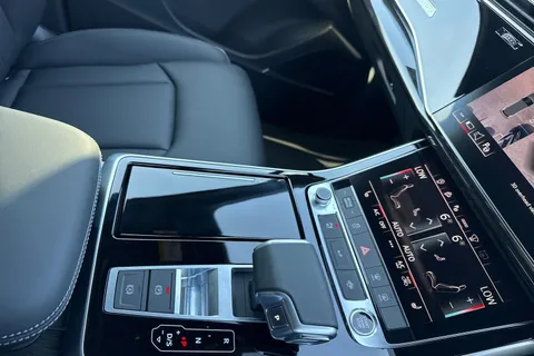 Audi Q7 3.0 TDI V6 Black Edition Tiptronic quattro Euro 6 (s/s) 5dr Thumbnail #23