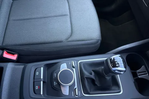 DA23MGO Audi Q2 Sport 30 TFSI  110 PS 6-speed Thumbnail #24