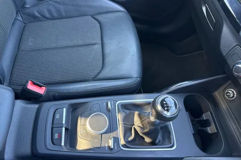 DO69LVG Audi Q2 Black Edition 35 TFSI  150 PS 6-speed Thumbnail #24