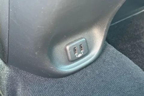 DY68ZRX Vauxhall Insignia 1.6i Turbo Elite Nav Grand Sport Euro 6 (s/s) 5dr Thumbnail #26