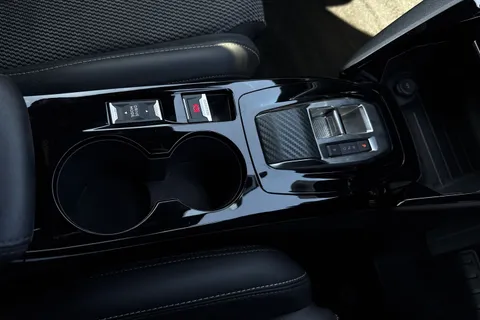 LB24SVW PEUGEOT e-2008 50kWh GT Auto 5dr (7kW Charger) Thumbnail #23