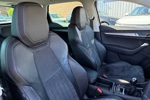 CK72YKN Škoda Karoq 1.5 TSI ACT SE L Euro 6 (s/s) 5dr Thumbnail #25