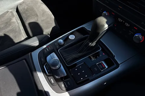 23 of 64 for Audi A6 Saloon 2.0 TDI S line S Tronic quattro Euro 6 (s/s) 4dr