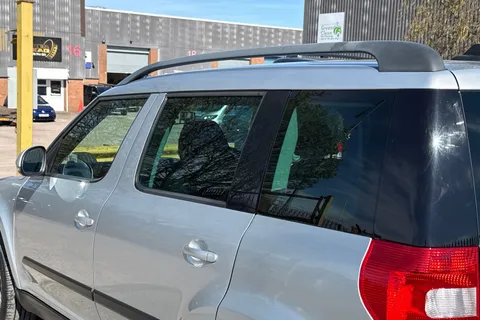 25 of 41 for Škoda Yeti 2.0 TDI SE Plus Euro 5 5dr